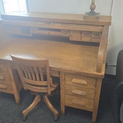 Oak Rolltop Desk With Chair