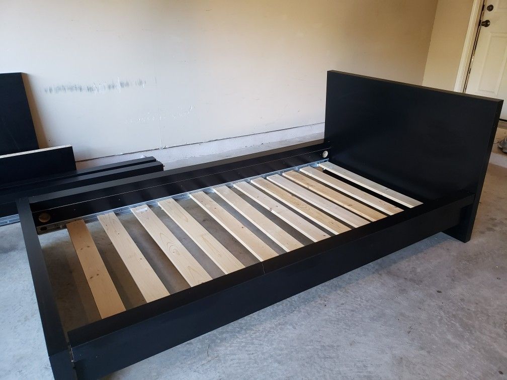 Twin Bed Frame For Sale!! for Sale in Austin, TX OfferUp