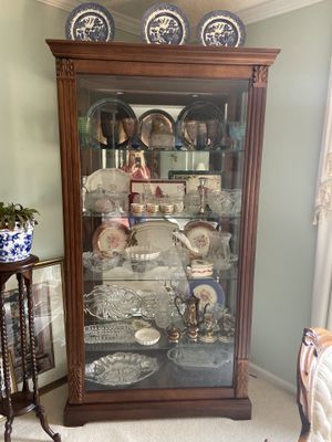 New And Used Glass Shelves For Sale In Charleston Sc Offerup