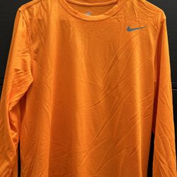 Nike Dri Fit Shirt - Medium