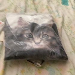 Woman’s cat blouse Large