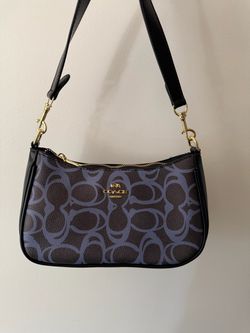 Coach Signature Crossbody Shoulder Bag