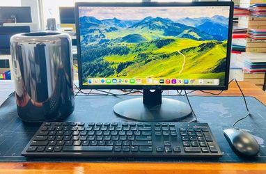 Apple Mac Pro 2.7GHz 12-Core Xeon E5 16GB 500GB OS Monterey AMD FirePro D700