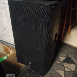 1300 W Behringer Bluetooth Concert Speaker 