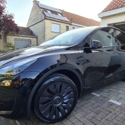 New Directional Tesla model Y Wheel Covers 