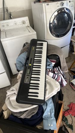 Brand new Casio tone keyboard everything included