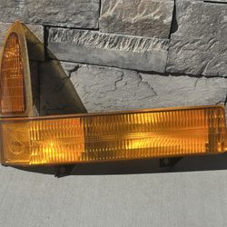 F250/F350 Super Duty Right Turn Signal Assembly