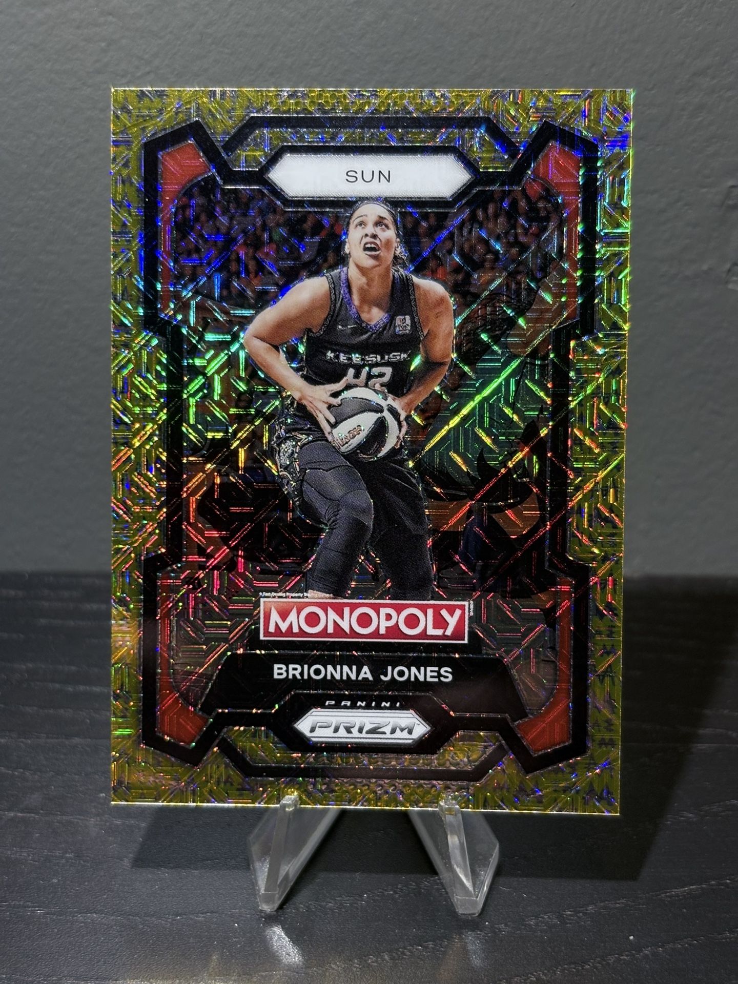 #51 Brionna Jones 2024 Panini Prizm Monopoly WNBA - Gold Millionaire Shimmer Prizms #/500