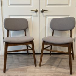 Wooden Table Chairs 