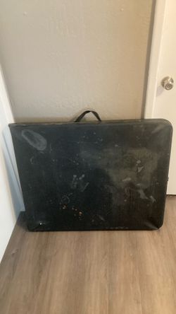 folding table