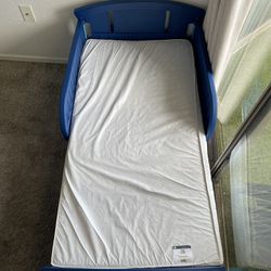 Toddler Bed - Baby Swing Graco