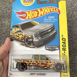 Hot Wheels Off-Road Chevy Silverado 