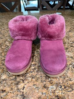 Ughs Mini Classic Fluff Boots