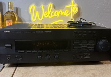 Vintage Yamaha Natural Sound AV Receiver R-V703