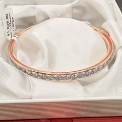 Rose Gold Stone Bangle