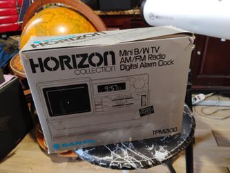 Mini B/W TV  Am/FM Radio Digital Alarm Clock