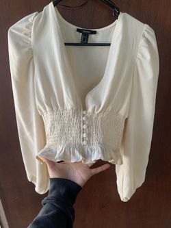 FOREVER 21 cropped blouse