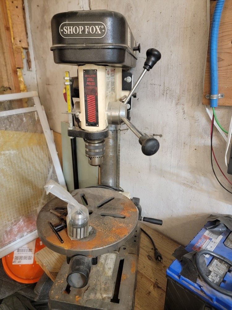 Shop Fox 13 1/4" Oscillating Drill Press W1668