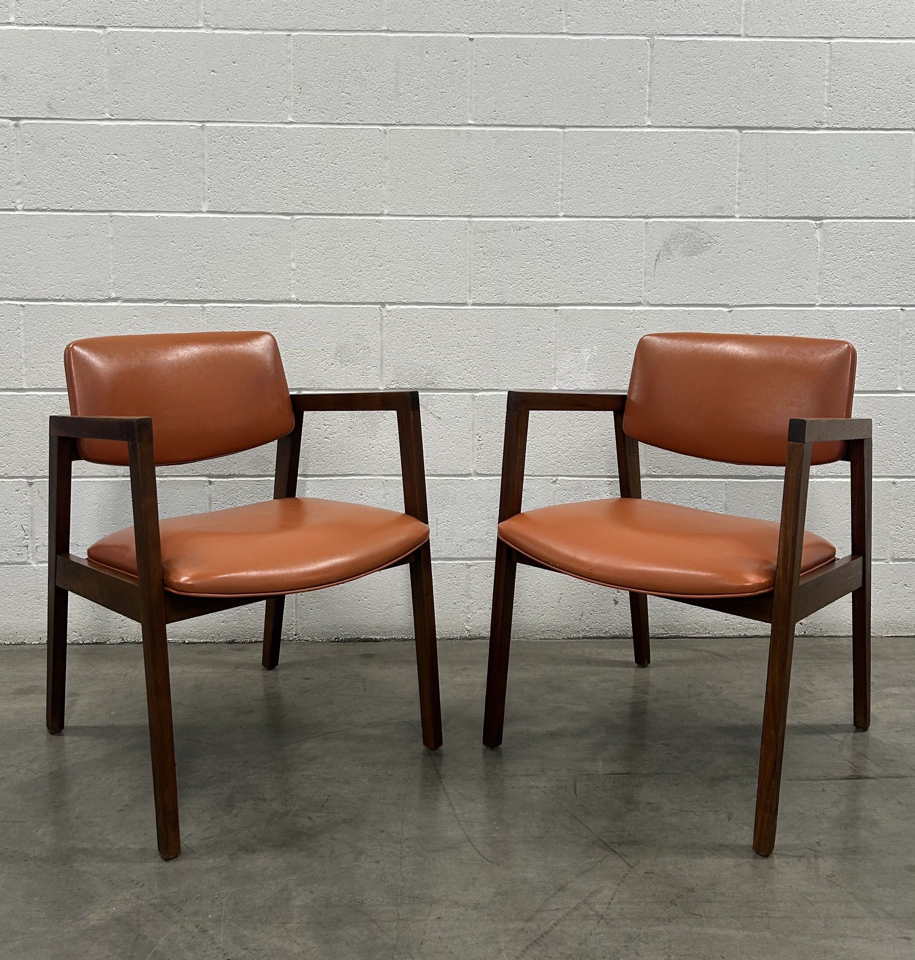 Vintage Mid Century Modern Walnut Wood Orange Vinyl Set of 2 Armchairs Accent Lounge Chairs