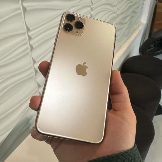 iPhone 11 Pro Max Unlocked / Desbloqueado 😀 - Different Colors Available
