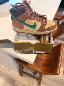 Nike Dunk SB 9.5 Wood Deck