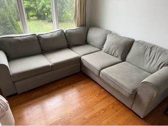 FREE (just pick up) L-Shape Sofa with 5 seats - Extendable