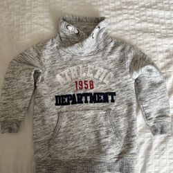 H&M Boys Sweatshirt Size 2-4Y Like New