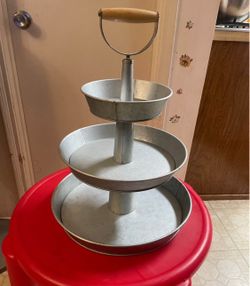 Galvanized Tiered Tray