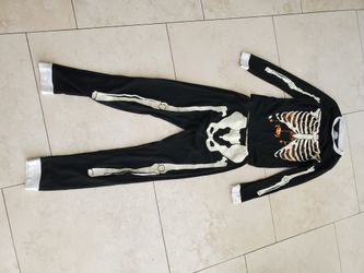 Boys  Glow In The Dark Skeleton Pajamas Size 14-16 