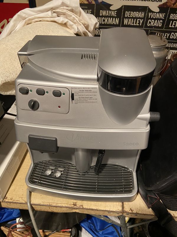 Saeco Vienna Deluxe Espresso Coffee & Cappuccino Machine Great
