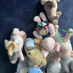 Classic Pooh Plush Toys !