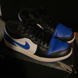 Jordan’s Blue Size 9