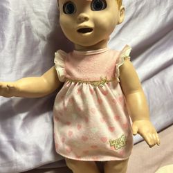 Interactive Doll, Move It Lips, Eyes And Talks