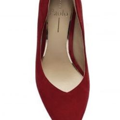 Línea Paolo Penrose Pump In Red Suede Heels Size 9