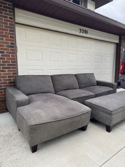 Charcoal Gray Sectional Chaise Sofa with Storage Ottoman