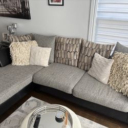 Left Arm Facing Chaise Sectional 