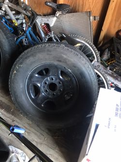Chevy or gmc spare tire 6lug
