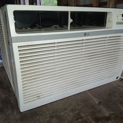 LG 220 Ac Window Unit