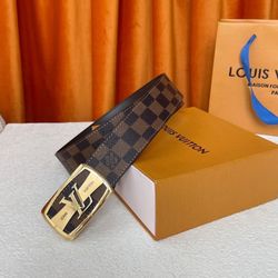 Men's new luxury belt with logo