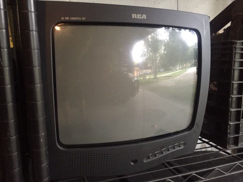13" RCA TV with Remote! $10