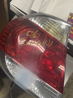 2006 Toyota Camry L Tail Light
