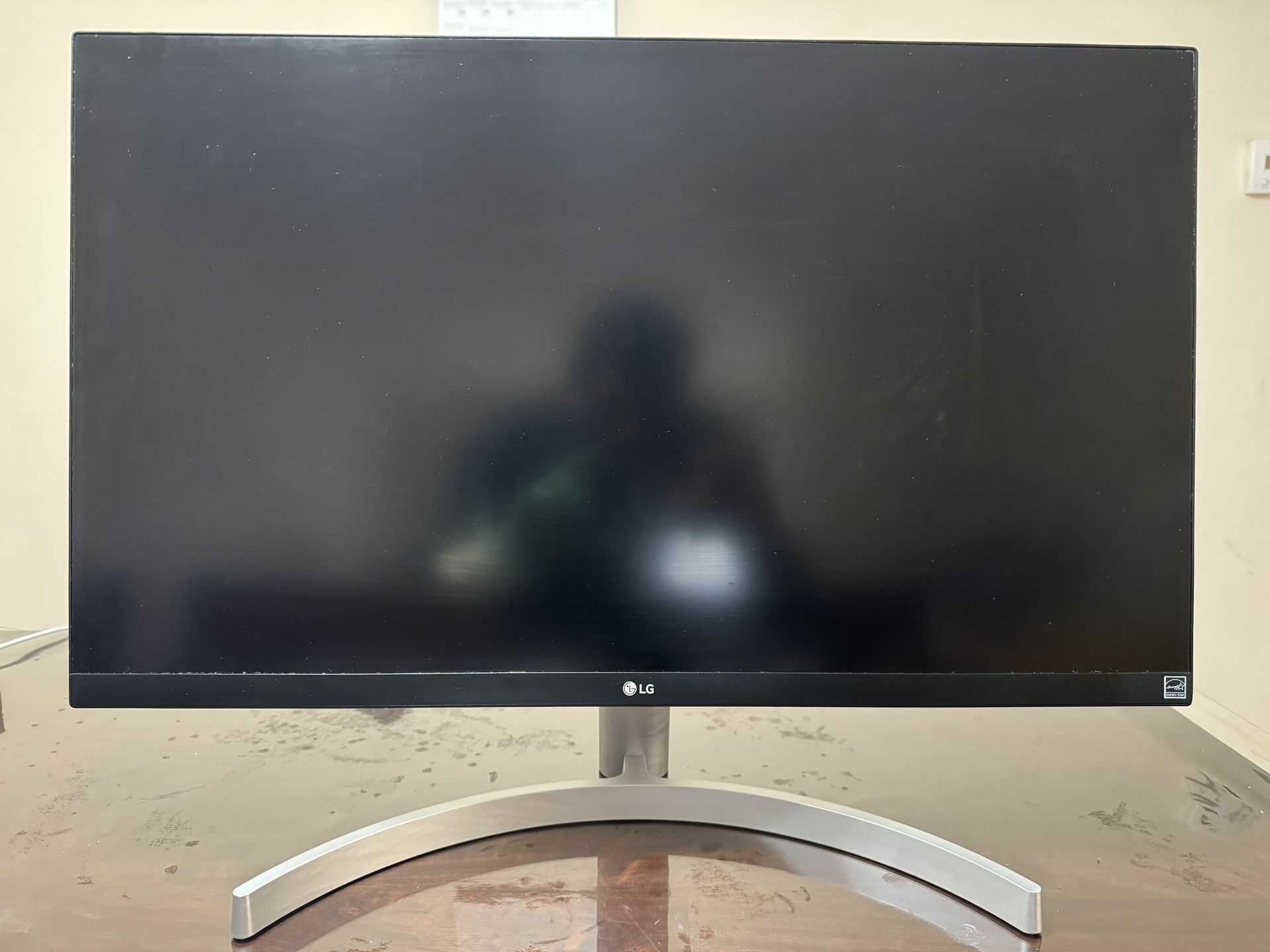 LG 4K IPS Monitor 