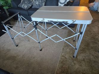 Table (foldable)