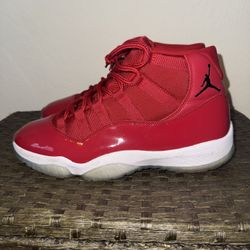 Jordan 11 Red