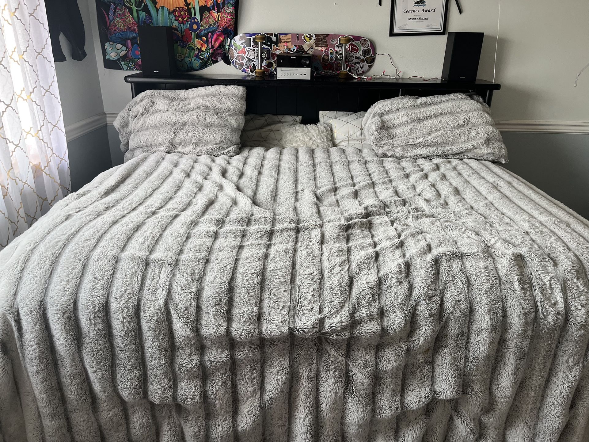 Full Bed Frame With Drawers And Storage