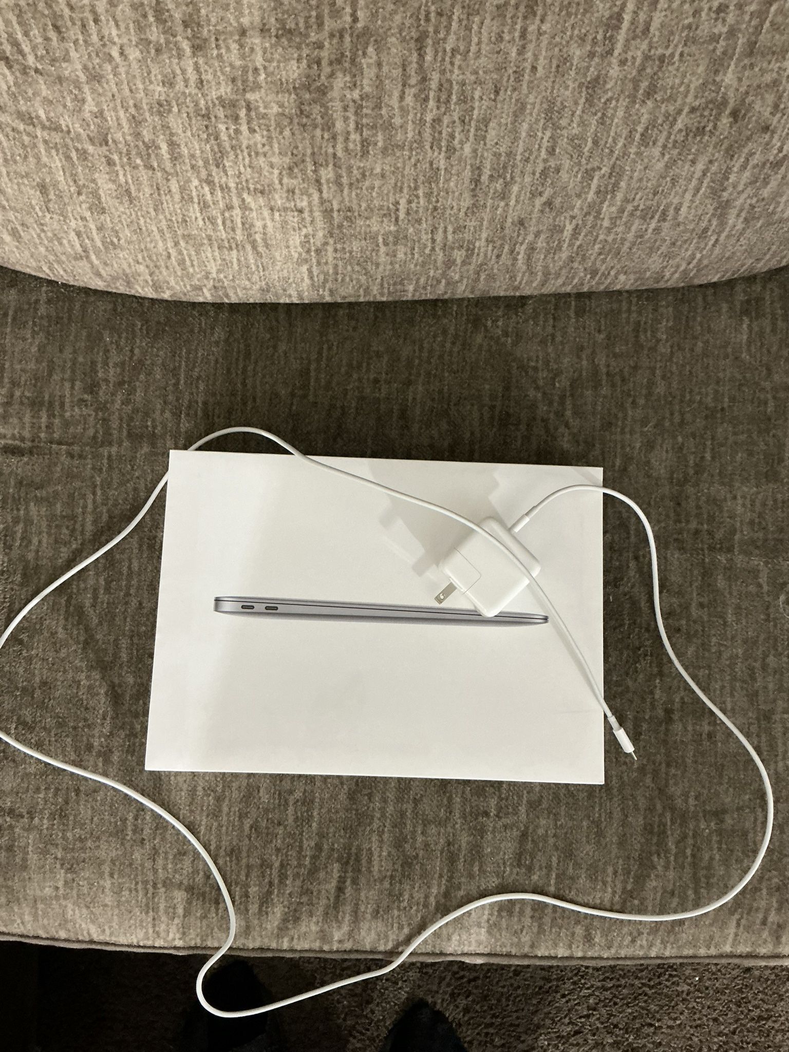 M1 MacBook Air 8GB 256gb
