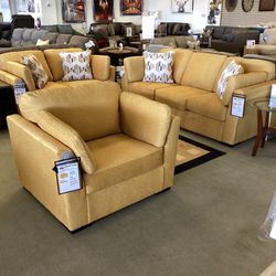 Keerwick Sofa and Loveseat Set