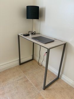 Brand new 32” desk