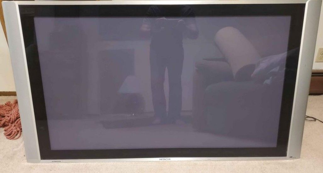 60" TELEVISION