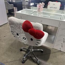 Over Size Hello Kitty Chair